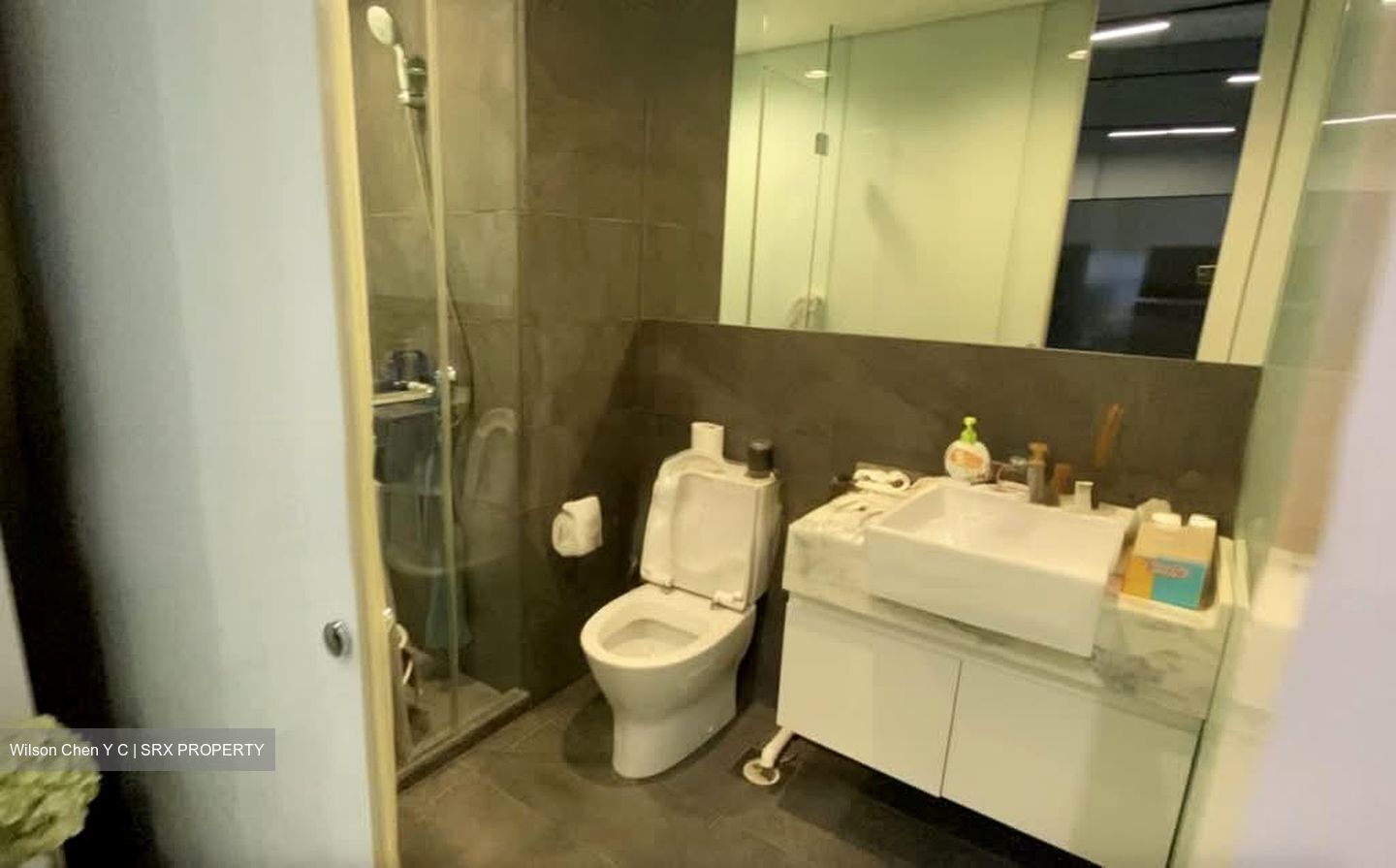 Arc 380 (D8), Office #581700711